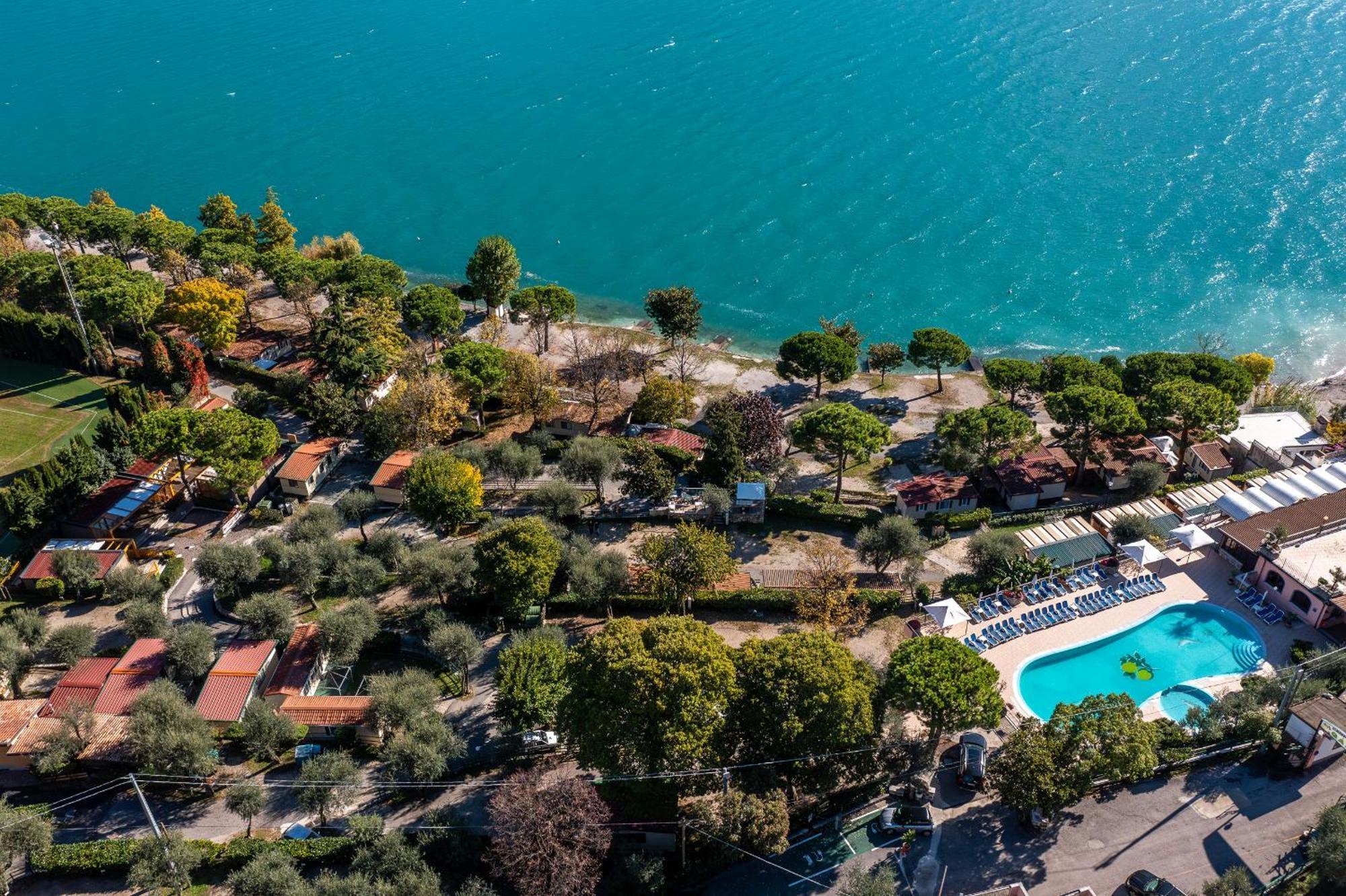 Hotel Camping Park Garda à Limone sul Garda Extérieur photo