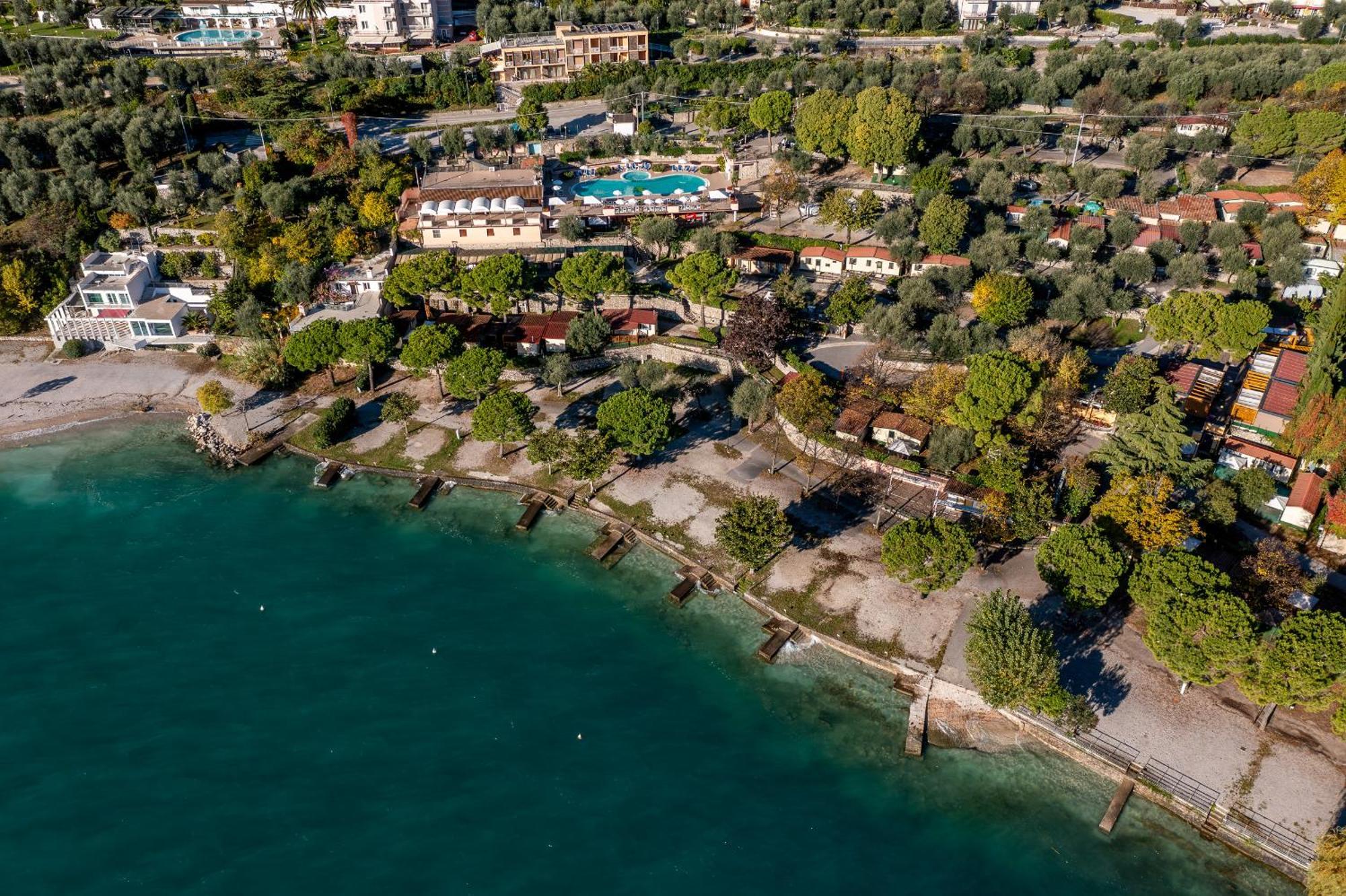 Hotel Camping Park Garda à Limone sul Garda Extérieur photo