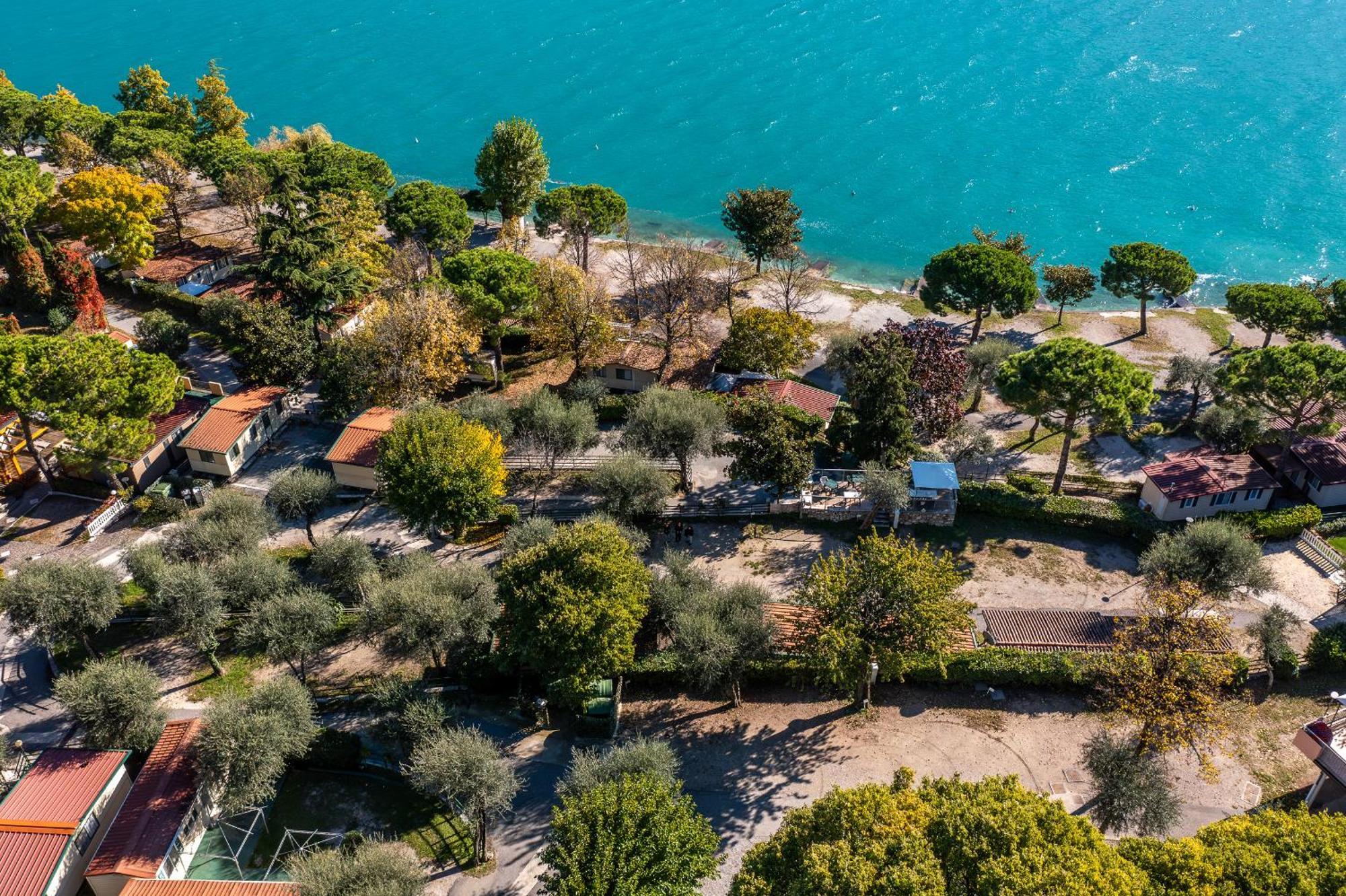 Hotel Camping Park Garda à Limone sul Garda Extérieur photo