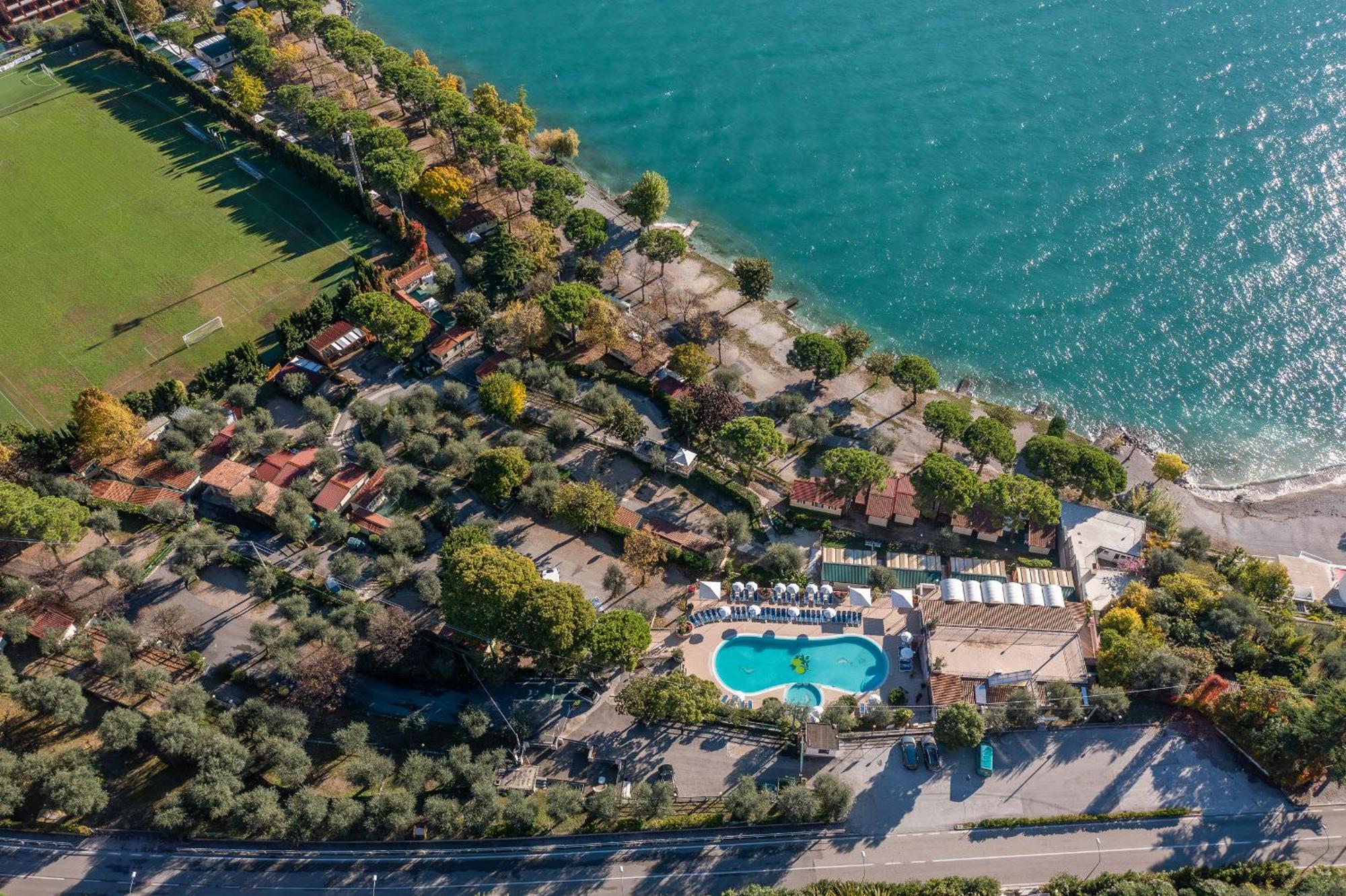 Hotel Camping Park Garda à Limone sul Garda Extérieur photo