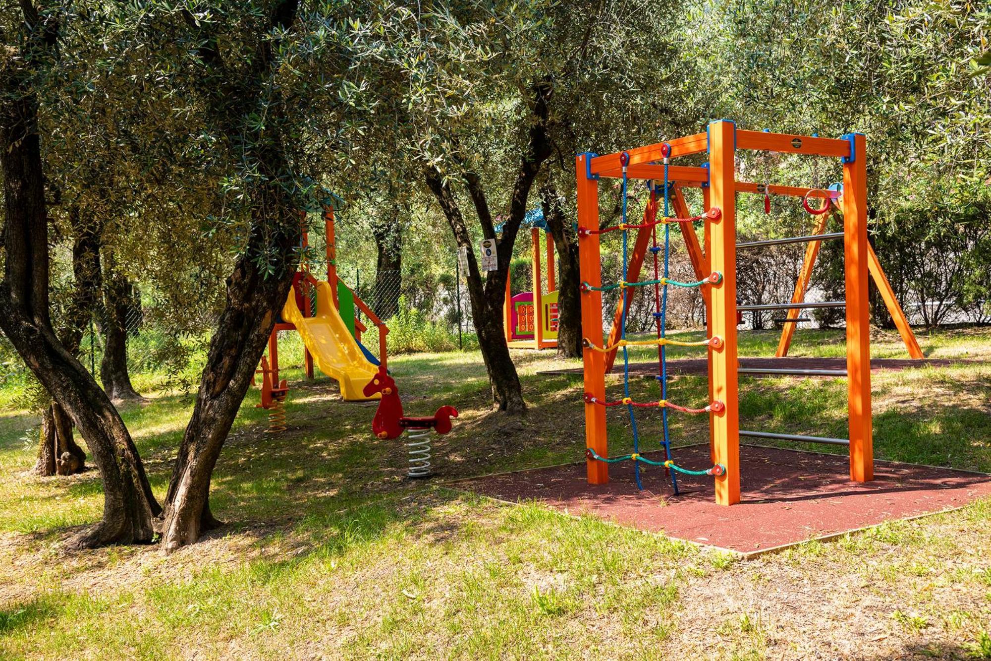 Camping Park Garda Limone sul Garda Extérieur photo