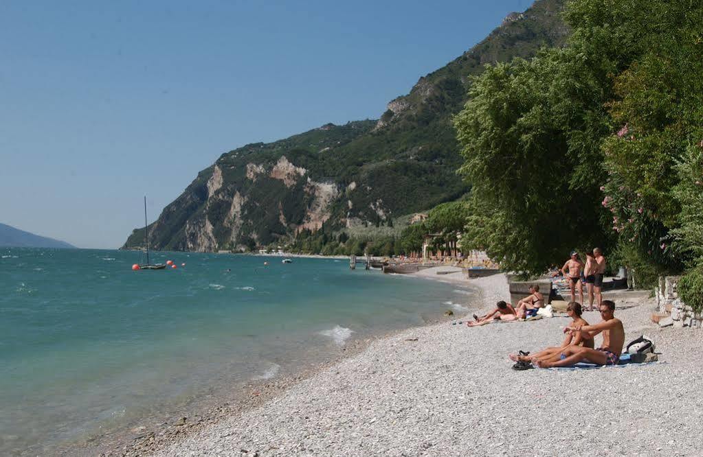 Camping Park Garda Limone sul Garda Extérieur photo
